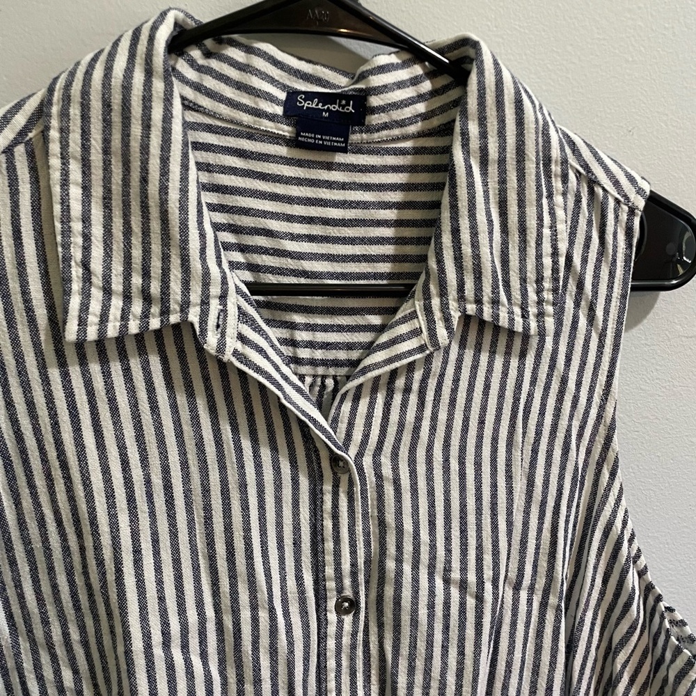 Splendid Linen Blend Gray/ Cream Striped Nautical Button Down Tank Blouse Medium - Picture 2 of 9